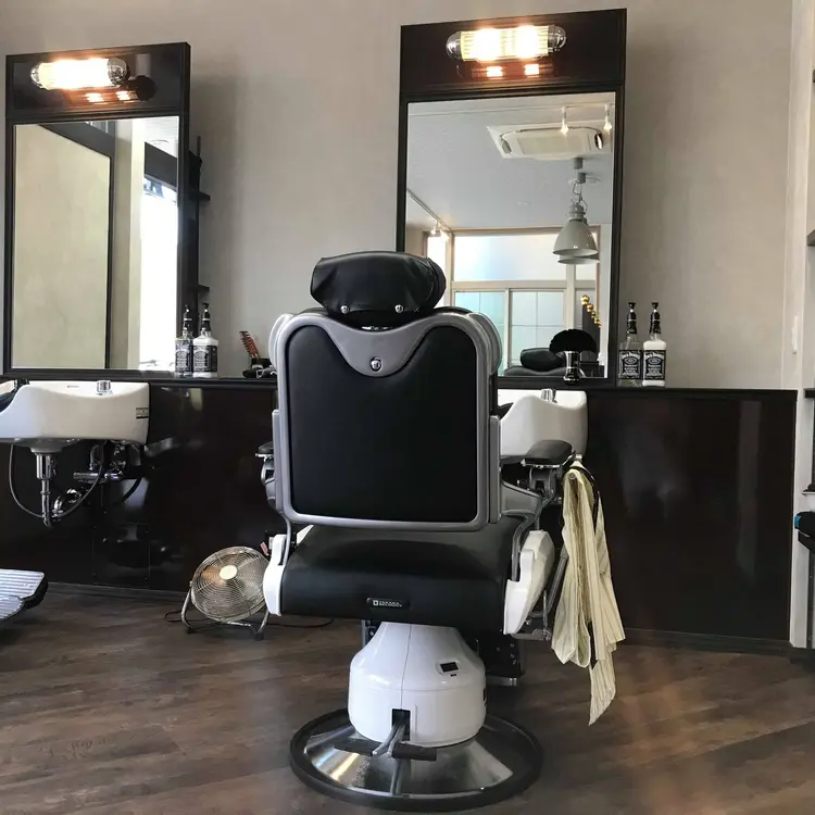 理容室インフィニィト ネオの内観・外観1