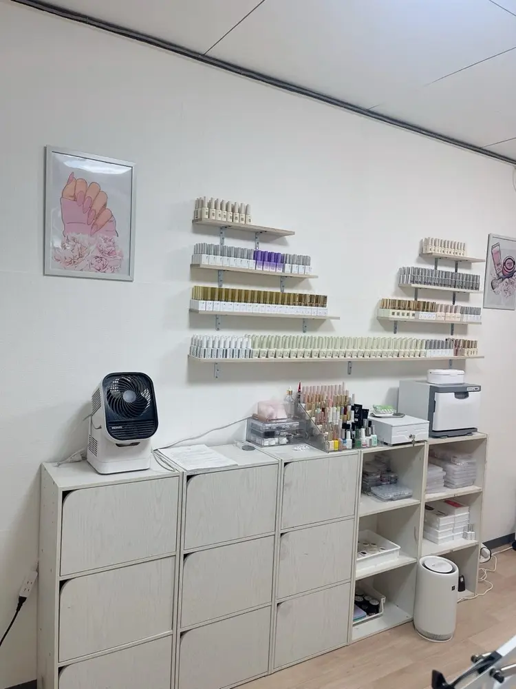 Hin Nail Osakaの内観・外観1