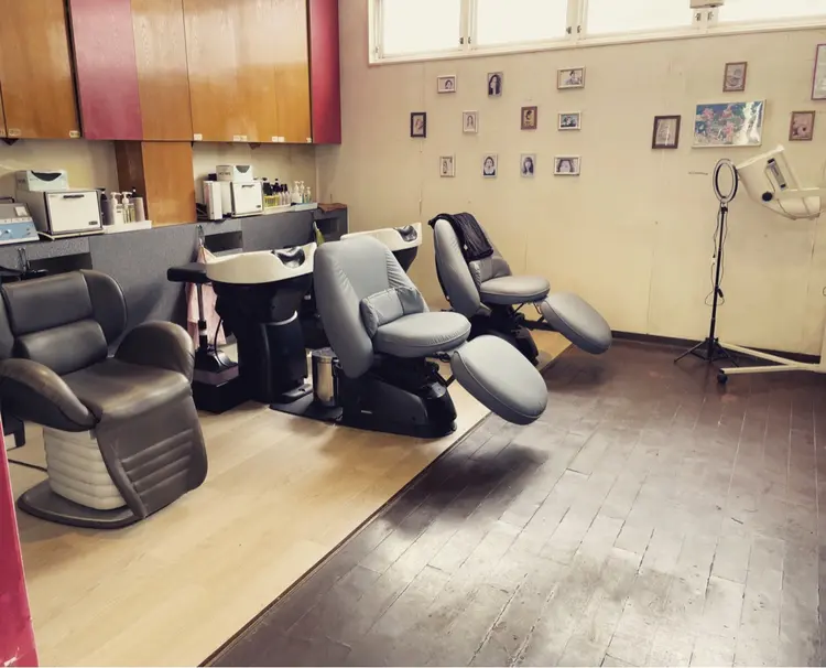 美容室アークスの内観・外観2