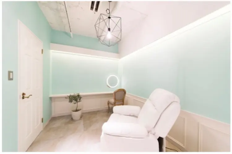 CreBiA hair&estheの内観・外観2