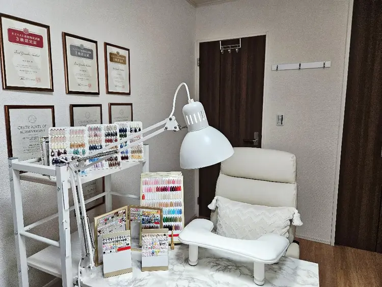 e_nailの内観・外観1