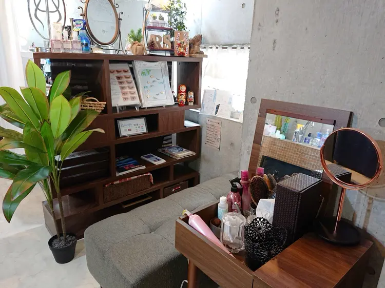 Ars  (ｱﾙｽ)の内観・外観1