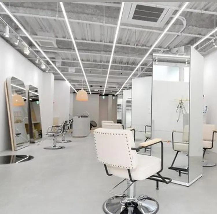 Lukia hair loungeの内観・外観1