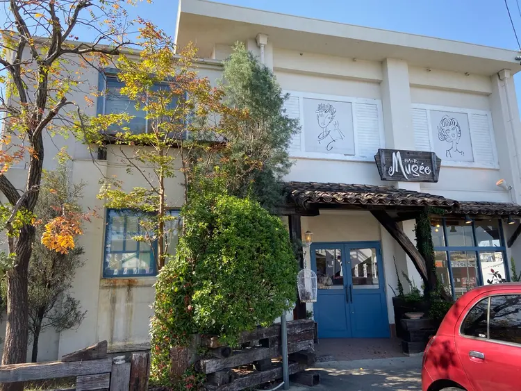 Hair Musee   柱店の内観・外観1