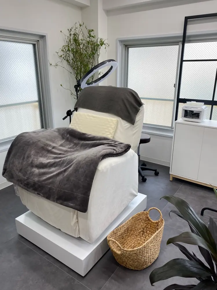 private eyesalon Uniの内観・外観1