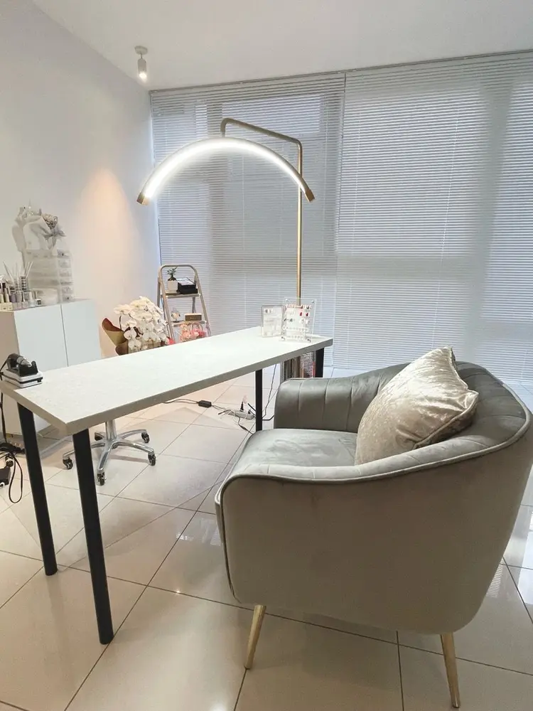 melyの内観・外観1