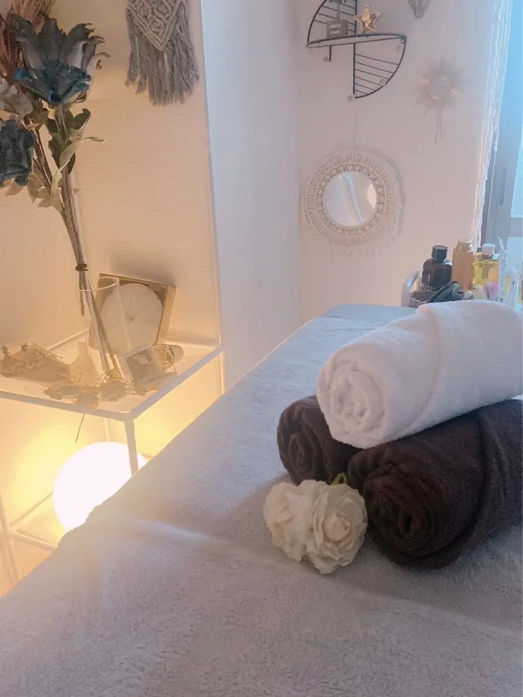 Lily yellの内観・外観1