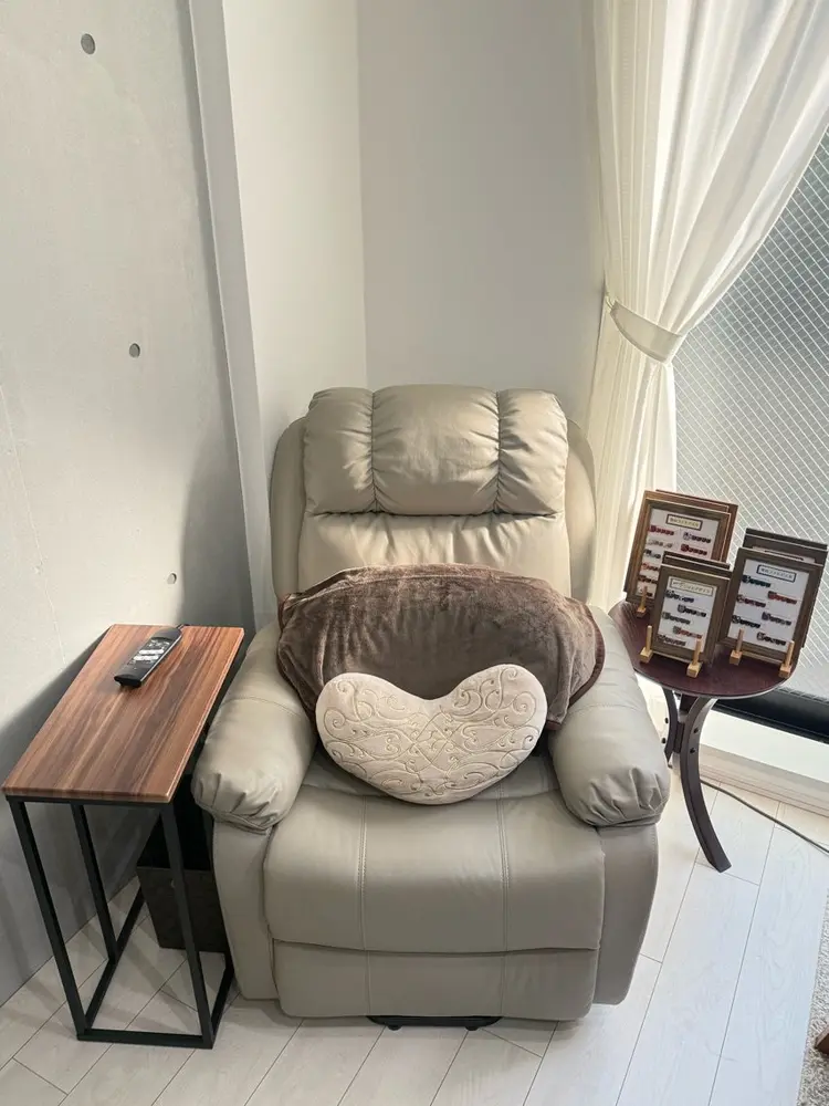 ネイルサロン アルーマの内観・外観2