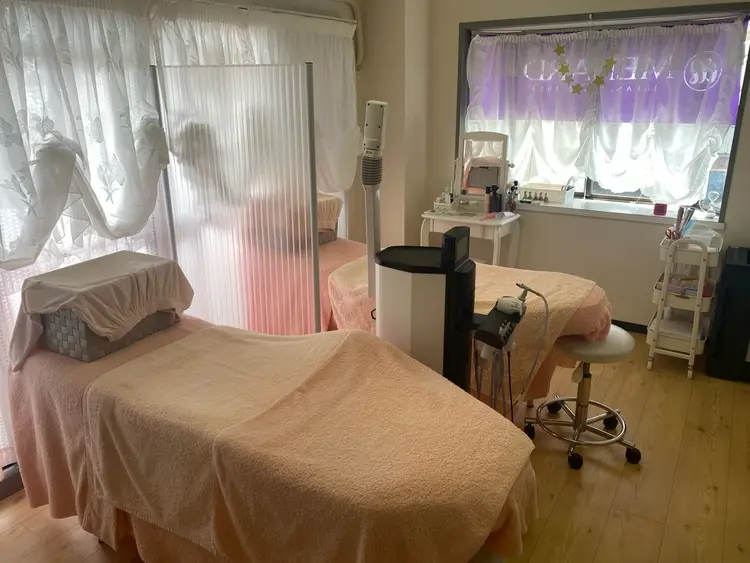 メナードフェイシャルサロン桜ヶ丘南(富田町)の内観・外観1