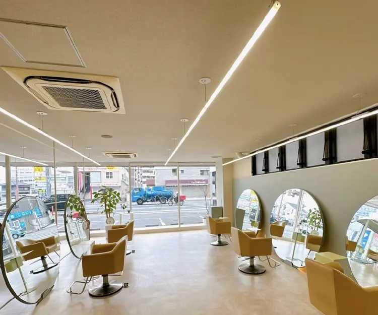 DECO HAIR Ccinoの内観・外観1