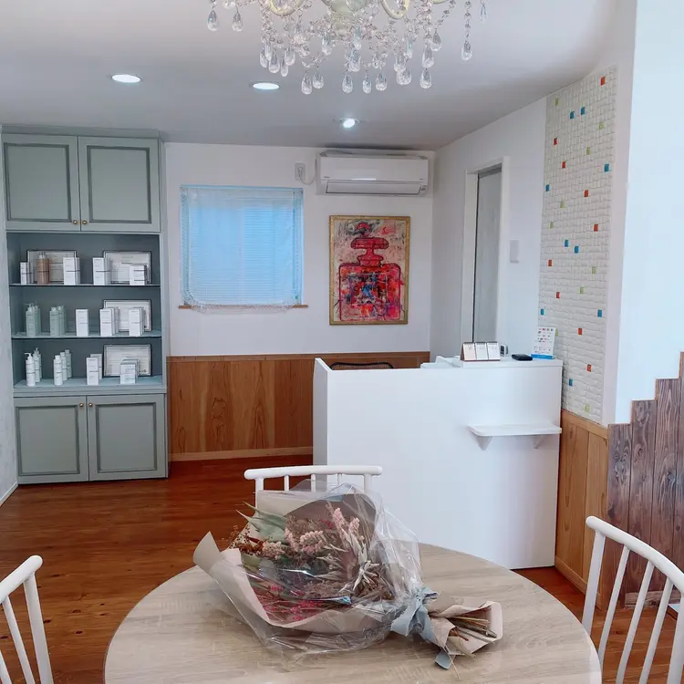 Beauty Salon Charmantの内観・外観1