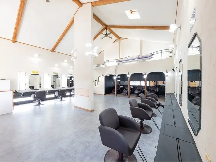 total beauty salon Gluckの内観・外観2