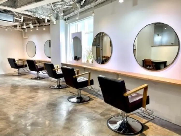 trench(トレンチ)の内観・外観1