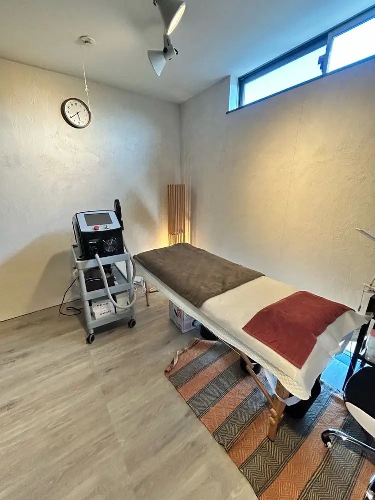 美容室　千のさくらの内観・外観1