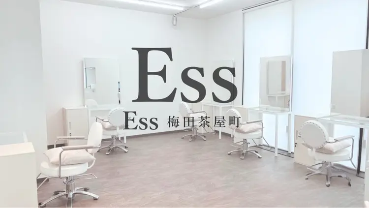 Ess 梅田茶屋町の内観・外観1