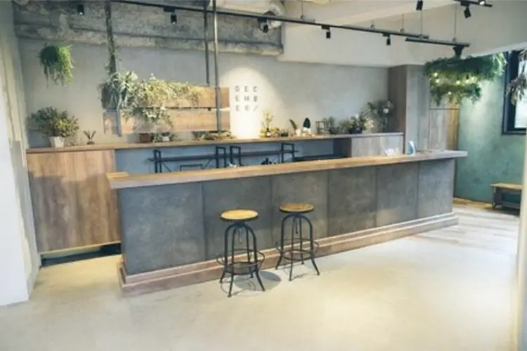 December/渋谷の内観・外観1