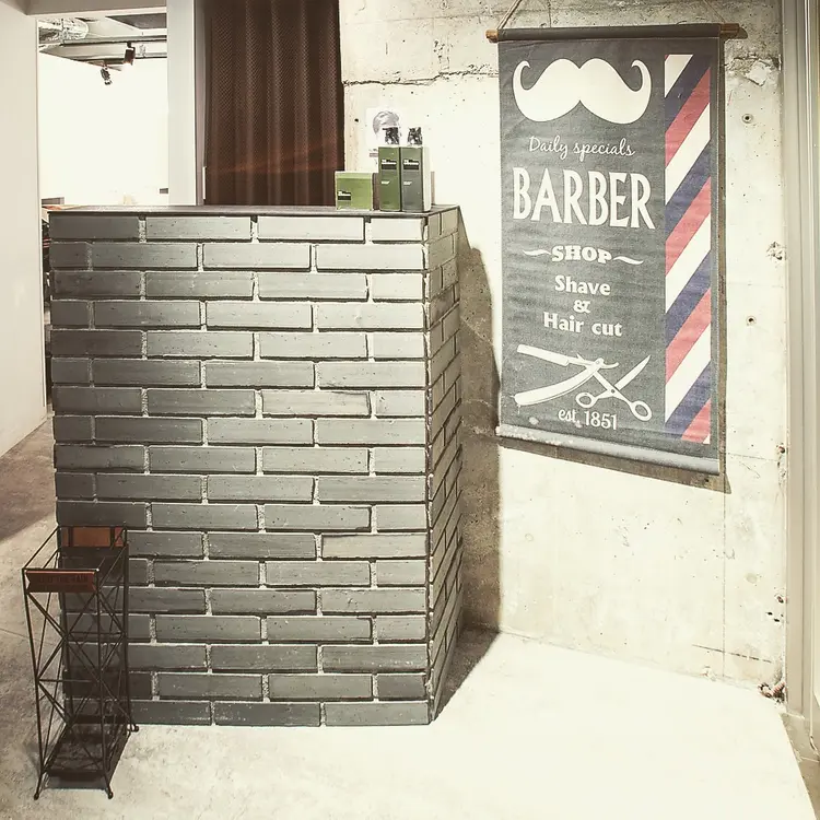 FRISEUR smile&gentlemanの内観・外観2
