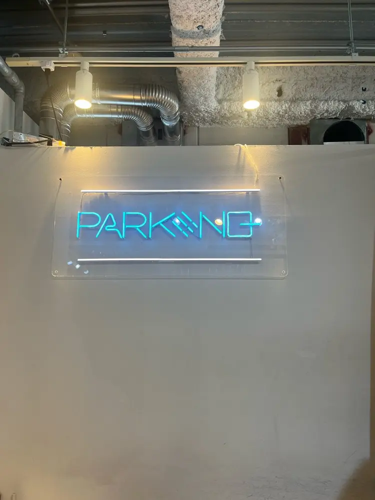 PARKiiiNGの内観・外観2