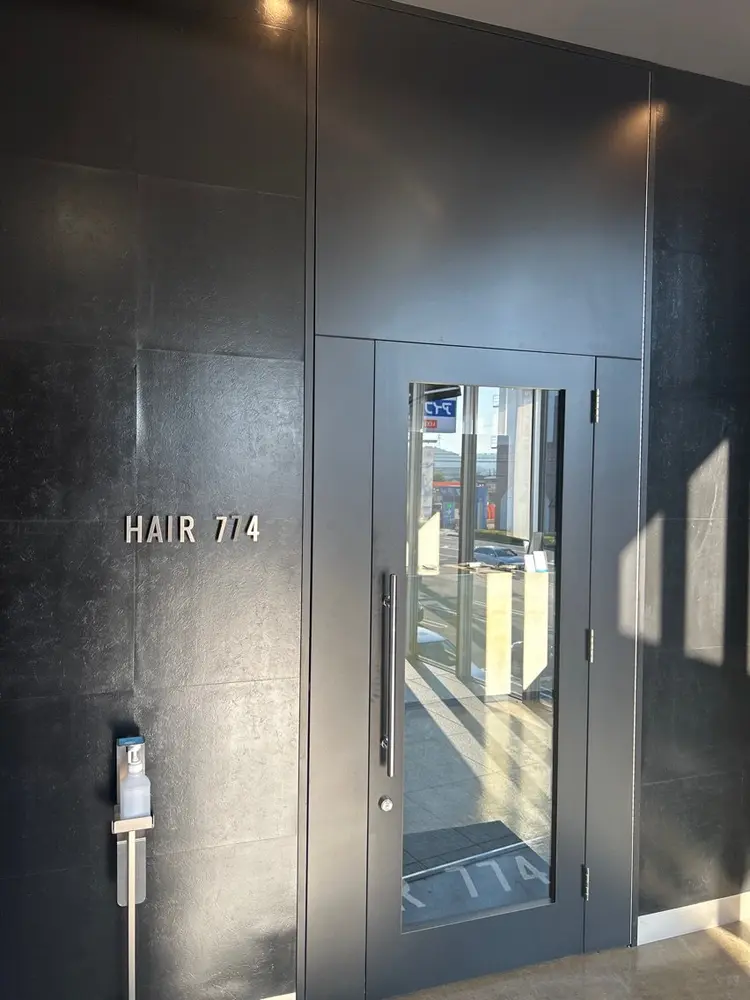 HAIR774の内観・外観1