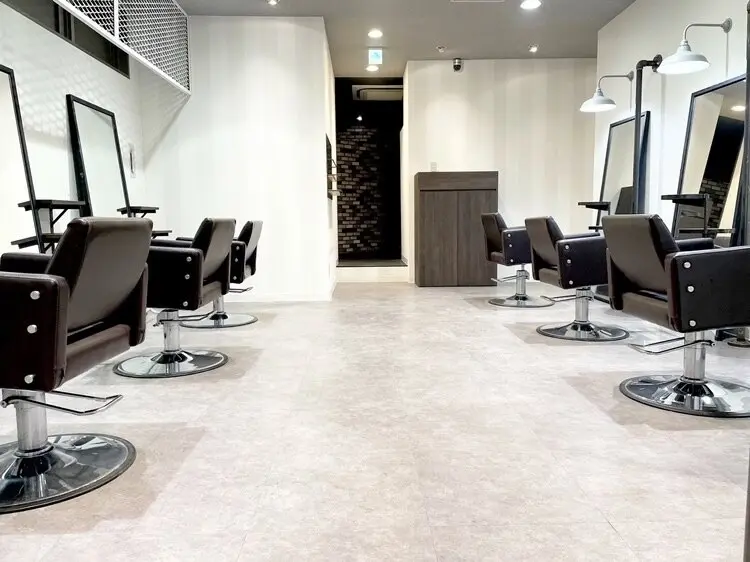 GO TODAY SHAiRE SALON 京都店の内観・外観1