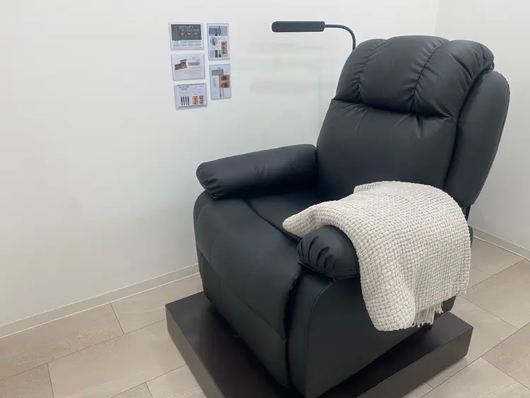 眉毛とまつげパーマの専門店 ロレインブロウ 豊中店の内観・外観2