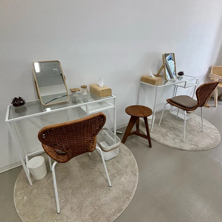 Tink eyeの内観・外観1