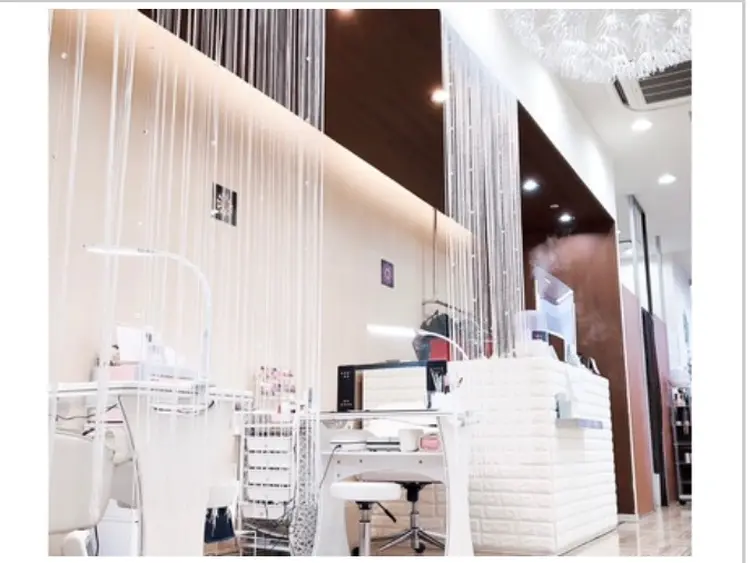 Half Backs Nail　多摩境店の内観・外観3