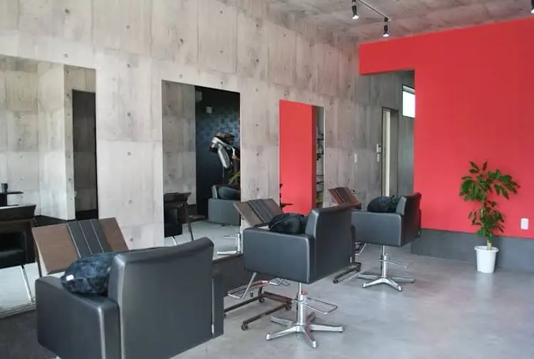 PLUSISMの内観・外観2