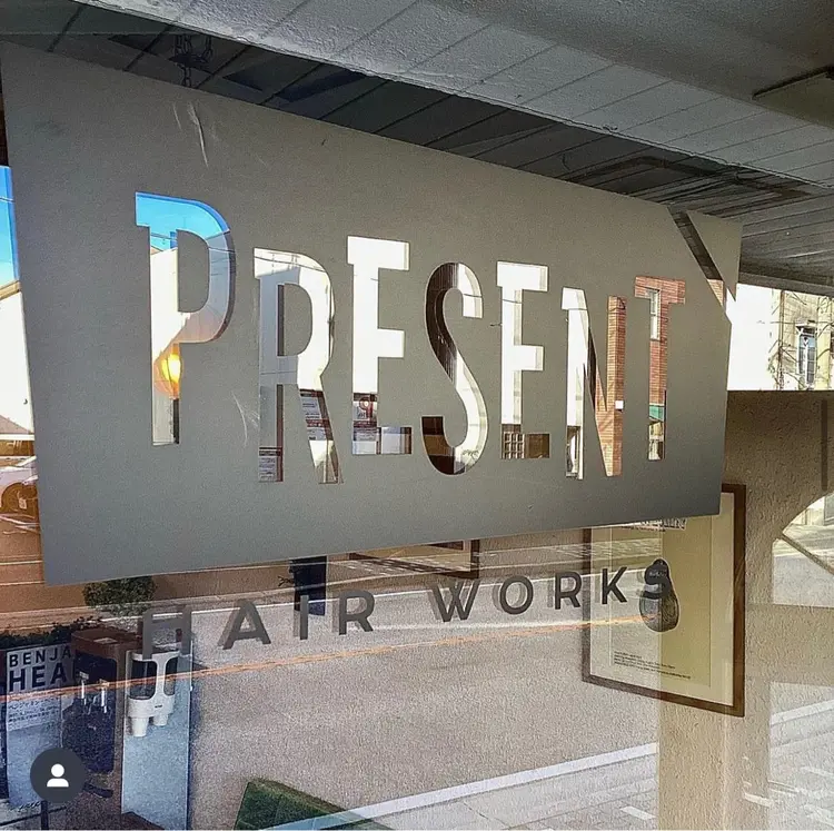 present  hair worksの内観・外観1