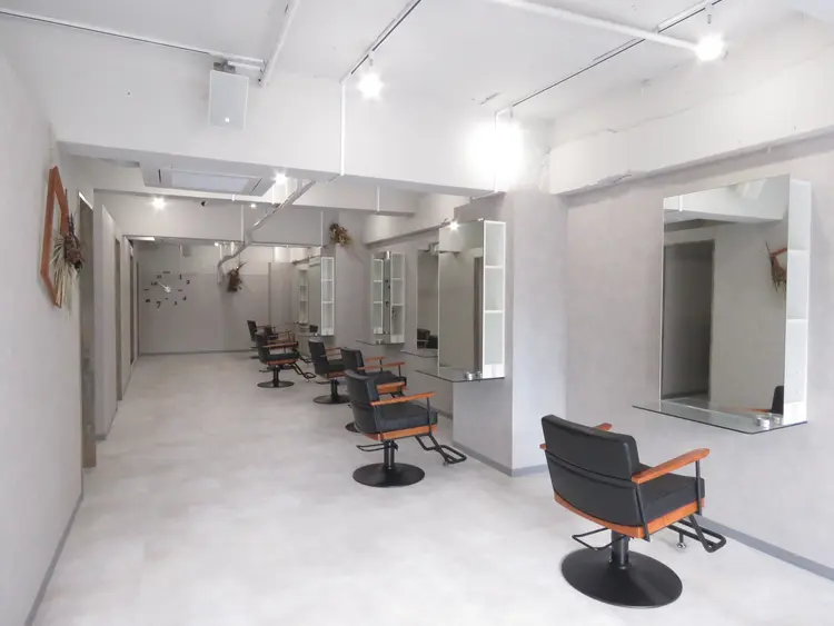 elu【エリュ】の内観・外観1