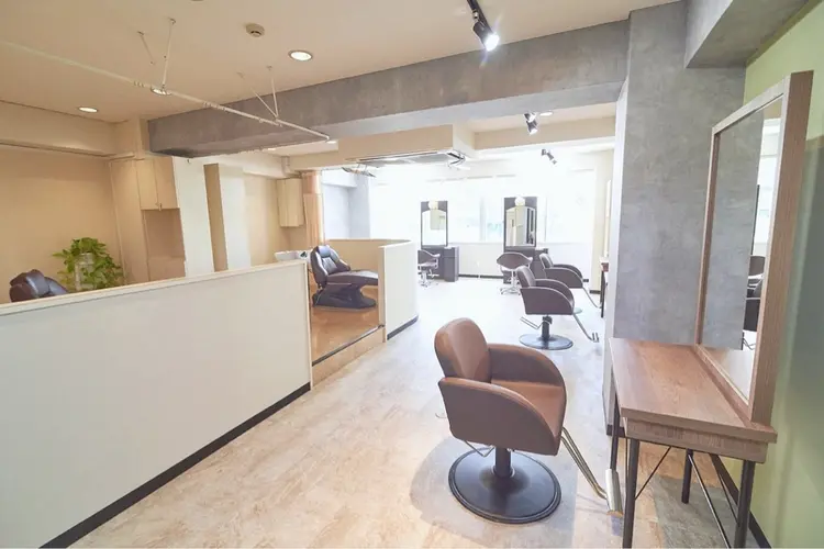 ANFINIの内観・外観1