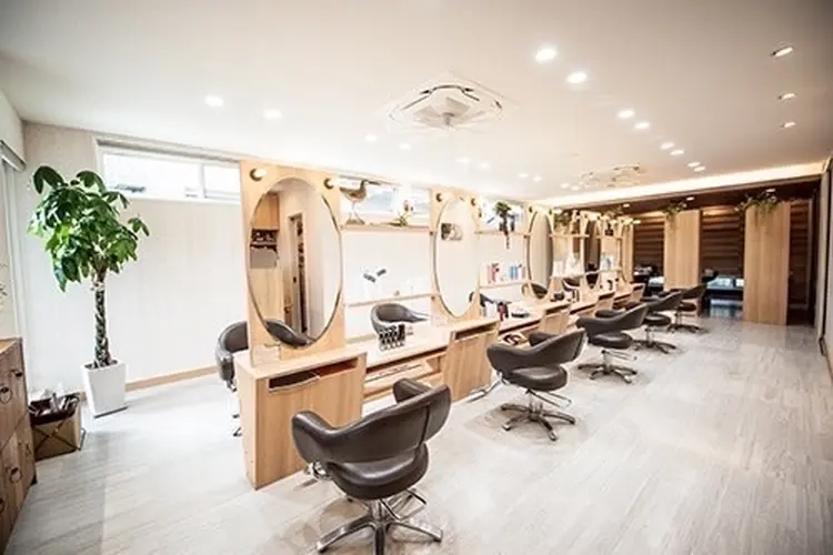 髪質改善サロンpolish東向日店の内観・外観2