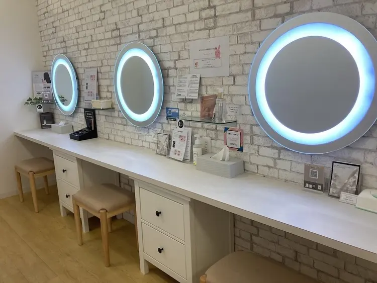 Eyelash Salon Blanc～まつげエクステと眉の専門美容室～名西店の内観・外観1