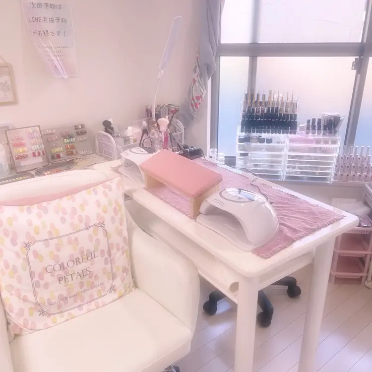 梅島のネイル屋さんの内観・外観1