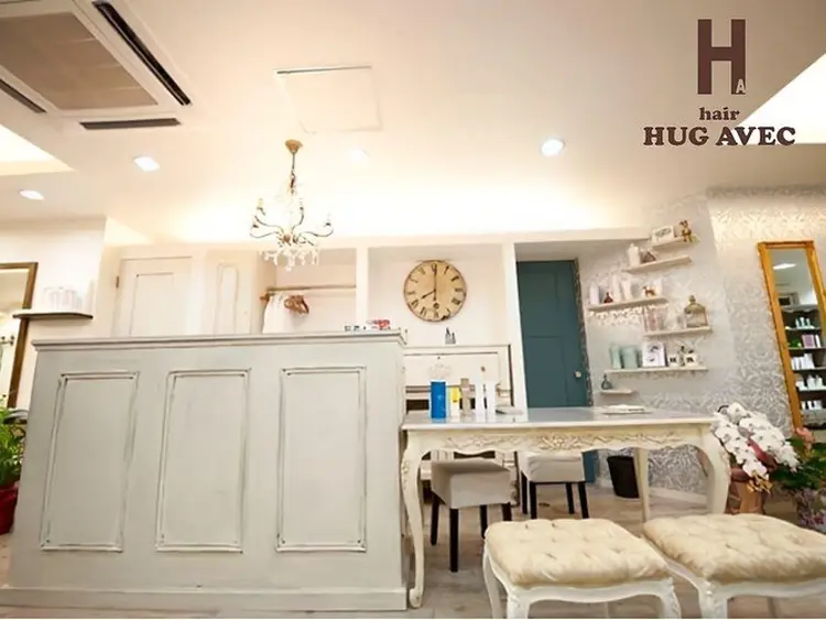 HUGAVECの内観・外観1