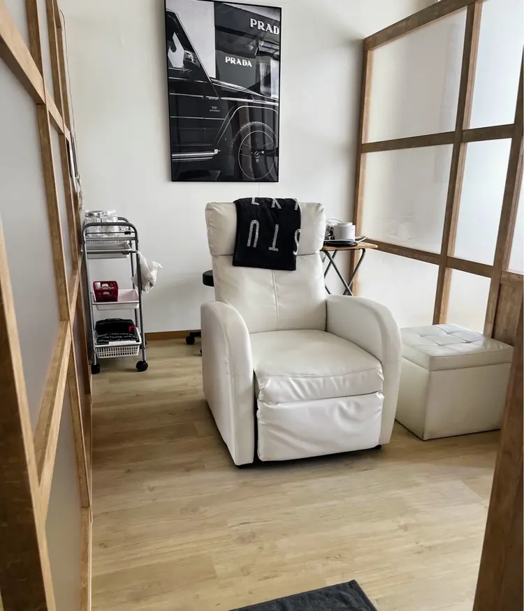 Perl blueの内観・外観1