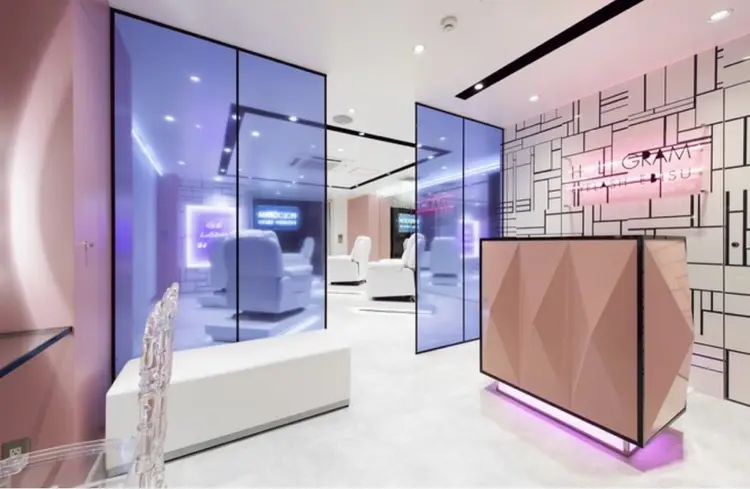 HOLOGRAM EYELASH EBISUの内観・外観2