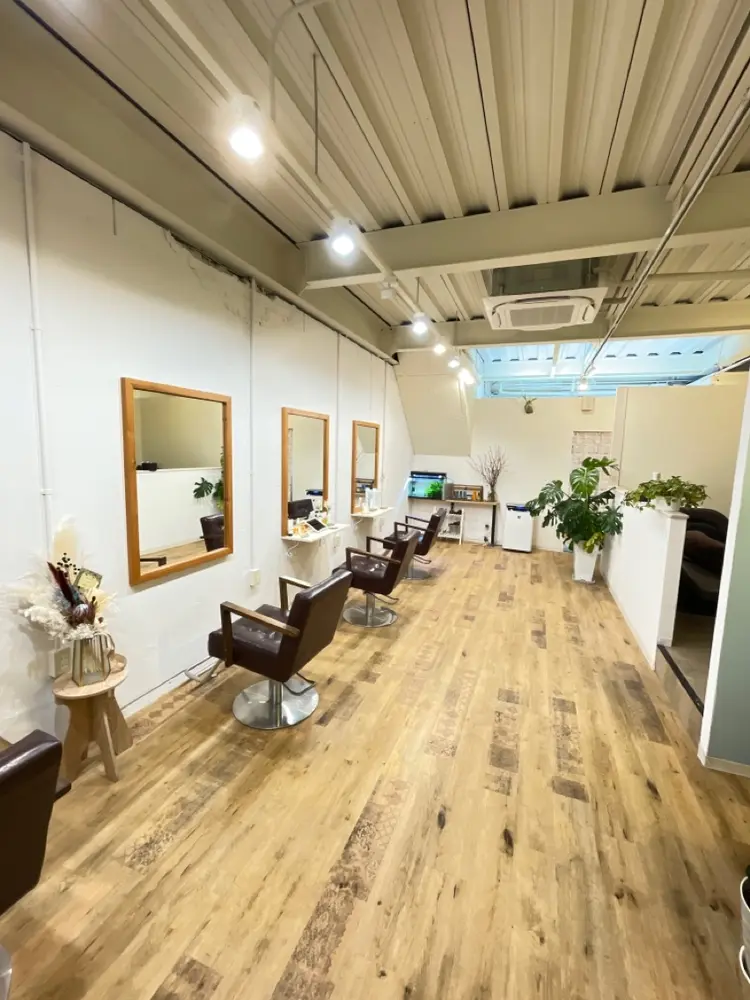 Regalo hair atelier　レガロ　ヘア　アトリエの内観・外観2