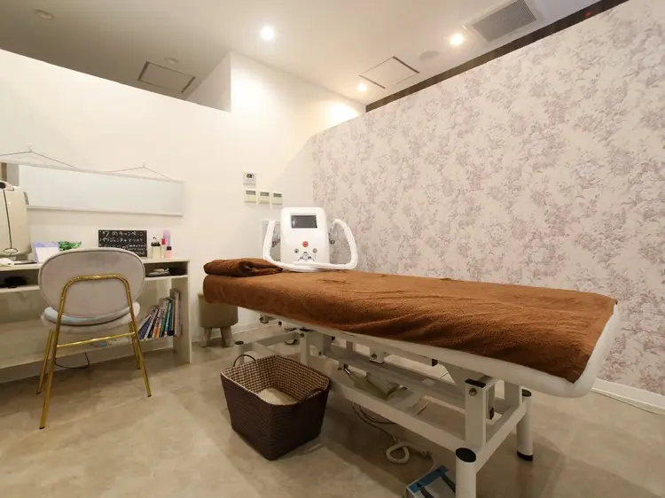 SIKI Hair&Beautyの内観・外観3