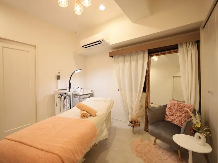 u-LALA by ROCHIE&MILLE TENDRESSESの内観・外観1