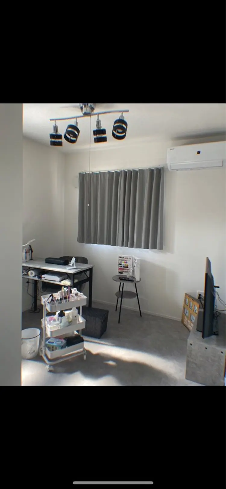 Reeの内観・外観1