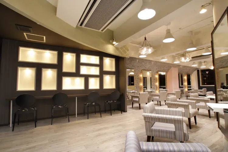 trico 梅田茶屋町店の内観・外観3