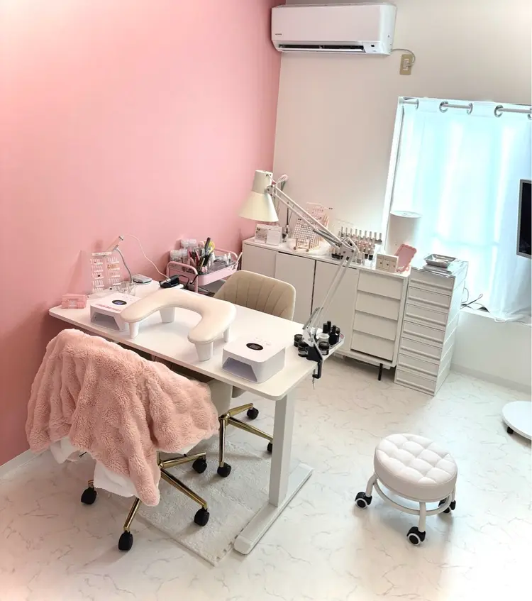 Le:M nailの内観・外観1