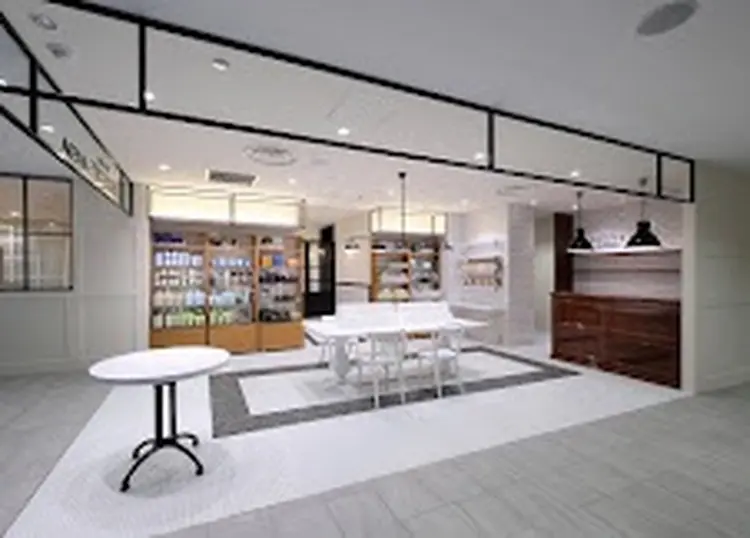 BEHIVE パルコ2店の内観・外観1