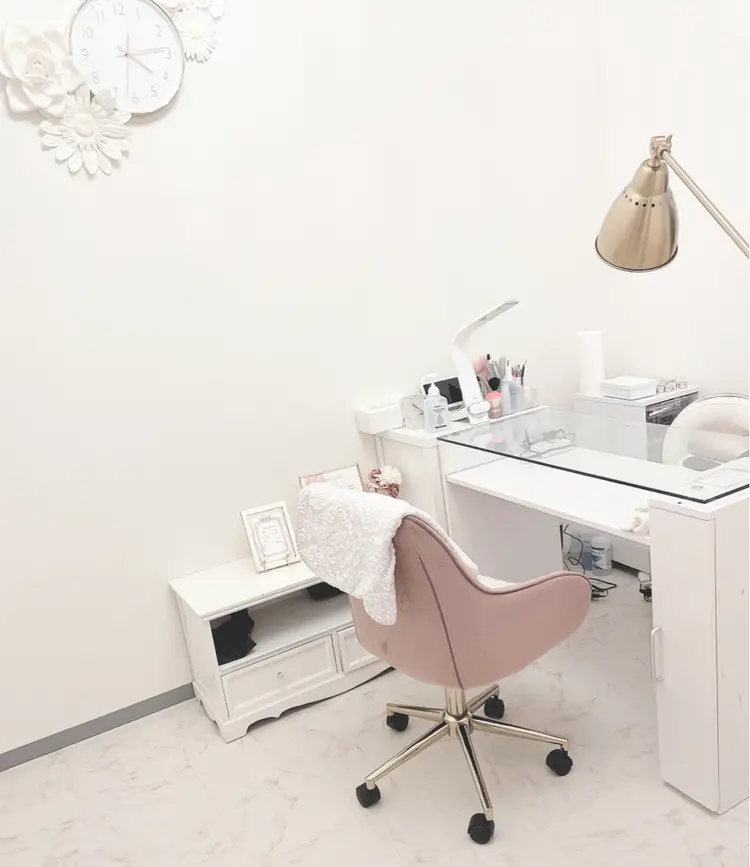 Nail  room  Lunaの内観・外観1