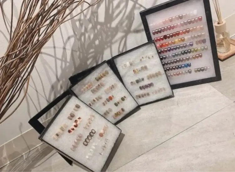 GLAD nailの内観・外観2