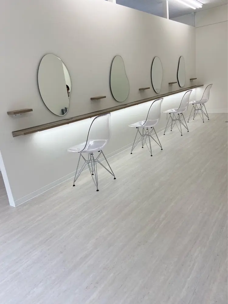 サロンエイミー新栄町店の内観・外観1