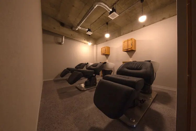 脱白髪染め専門店HAKUAの内観・外観3