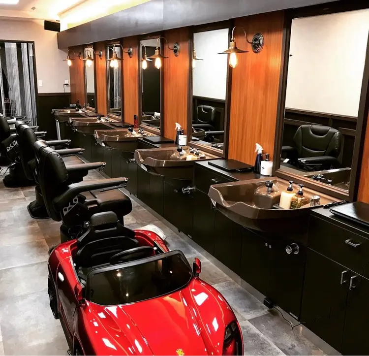 Smail Hair 大森店の内観・外観2