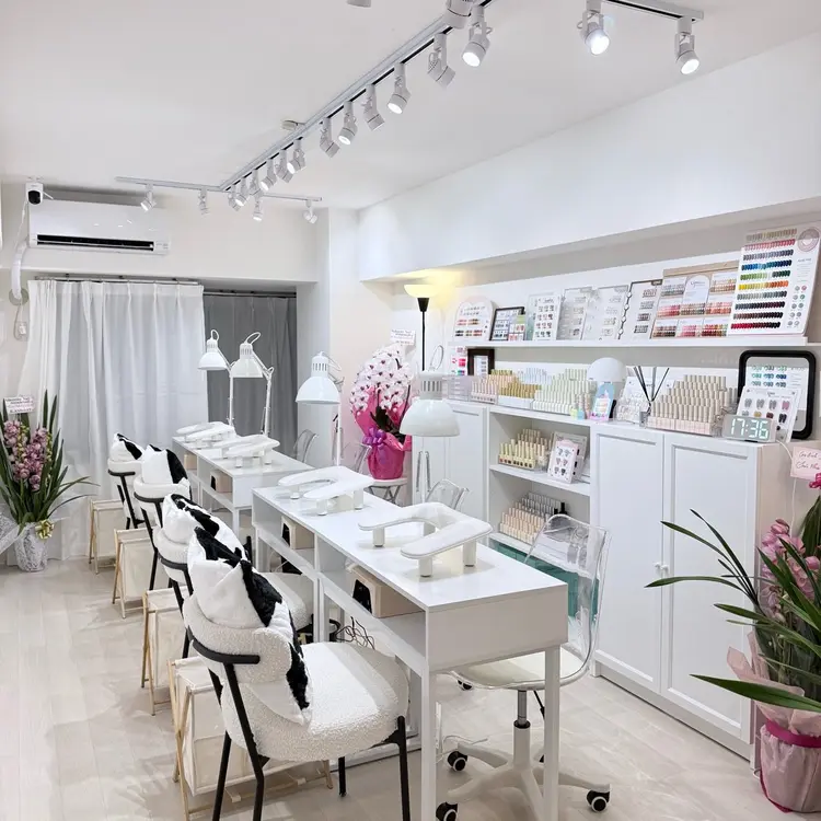 Nihonthy Nail 新宿の内観・外観3